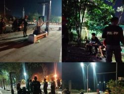 Satpol PP Kampar Patroli Malam, Remaja Nongkrong Diimbau Pulang