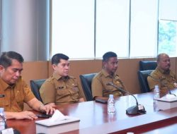 Bupati Kampar Ahmad Yuzar Pimpin Penyerahan LKPD, Tekankan Tata Kelola Keuangan yang Transparan